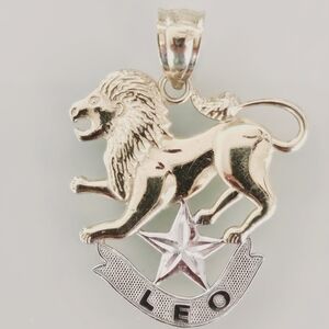 Vintage Beverly Hills Gold 14k Leo Zodiac Sign Pendant